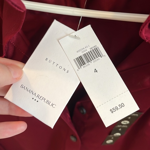 NEW Banana Republic Long Sleeve Non-Iron Button Up Dress Shirt Women’s Size 4 - Picture 3 of 5